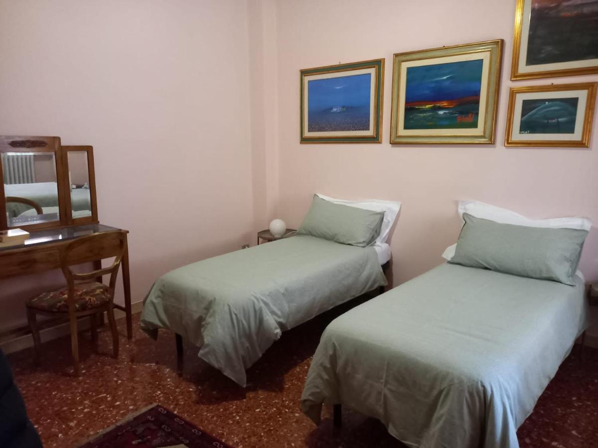 Casa Di Nonna Hotel Bevagna Luaran gambar